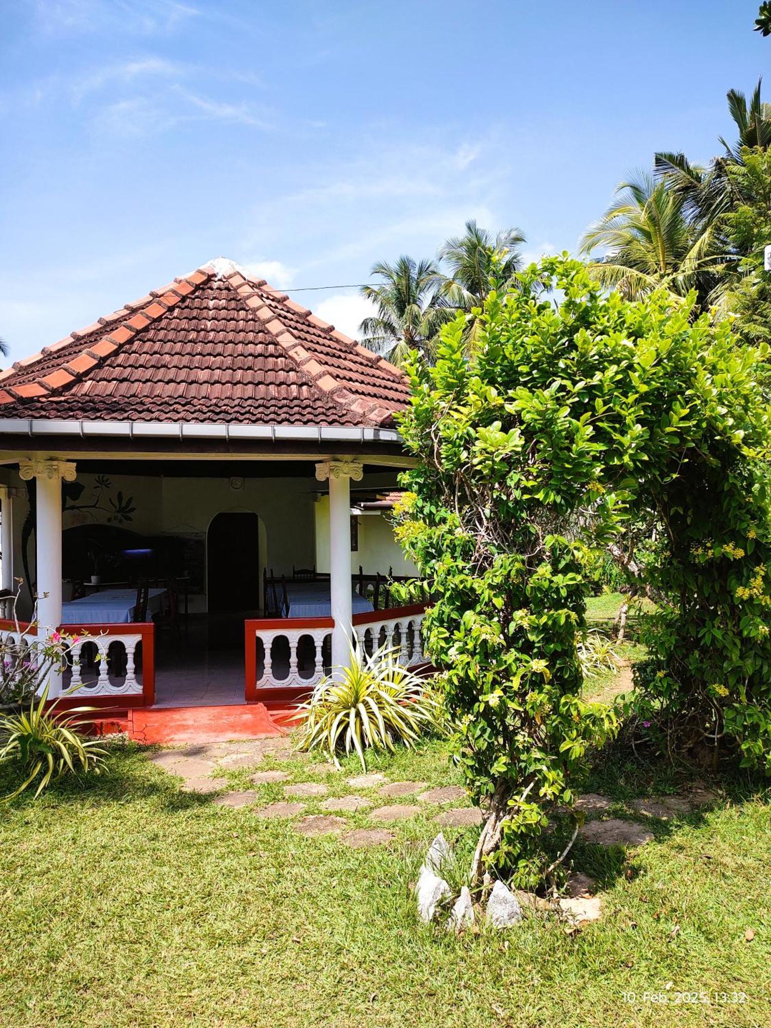 Top Of The Hill Guesthouse Weligama Exterior foto