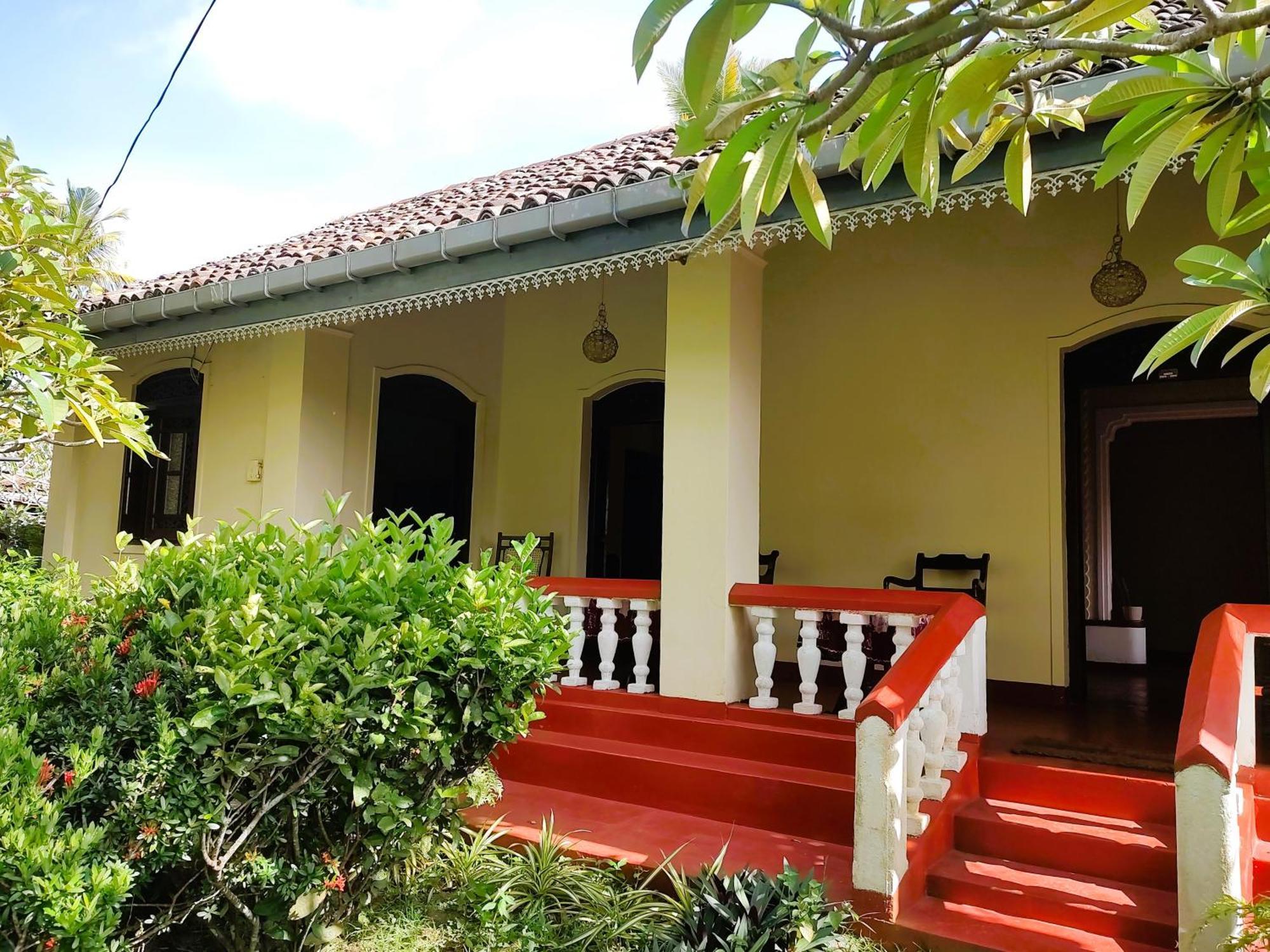 Top Of The Hill Guesthouse Weligama Exterior foto