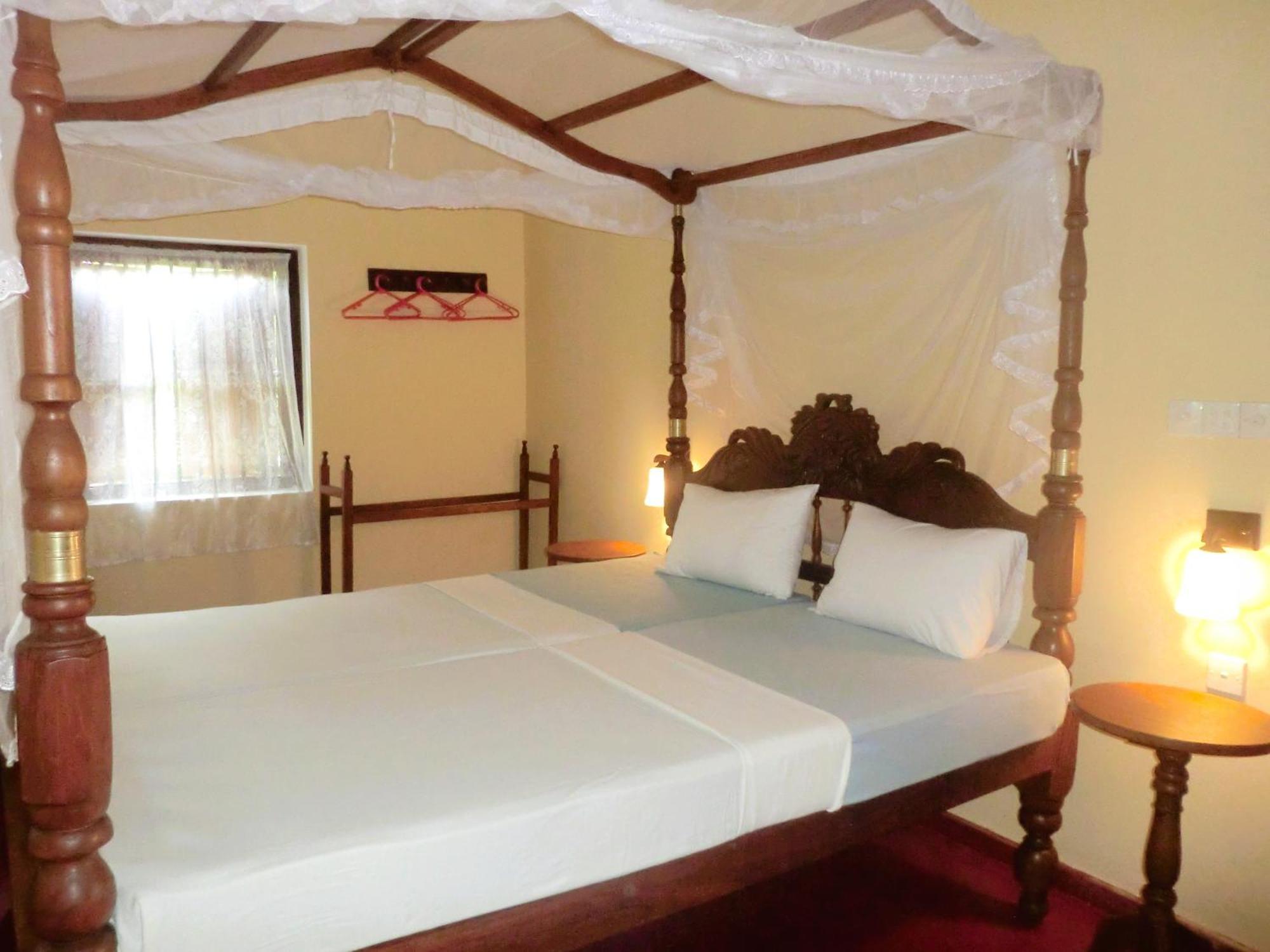 Top Of The Hill Guesthouse Weligama Quarto foto