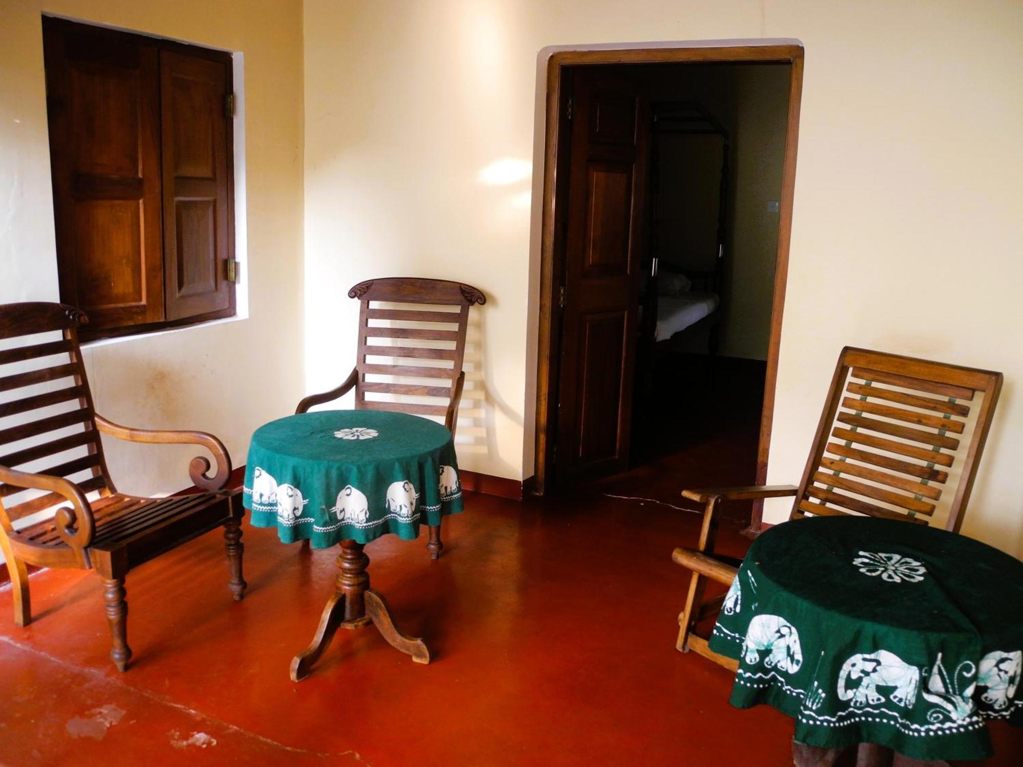 Top Of The Hill Guesthouse Weligama Quarto foto